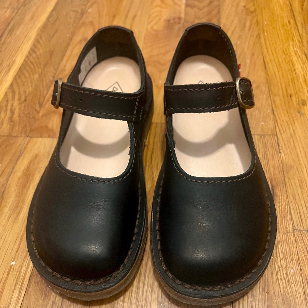 Like new Duckfeet Himmerland - Black, size 38 with new cork insoles